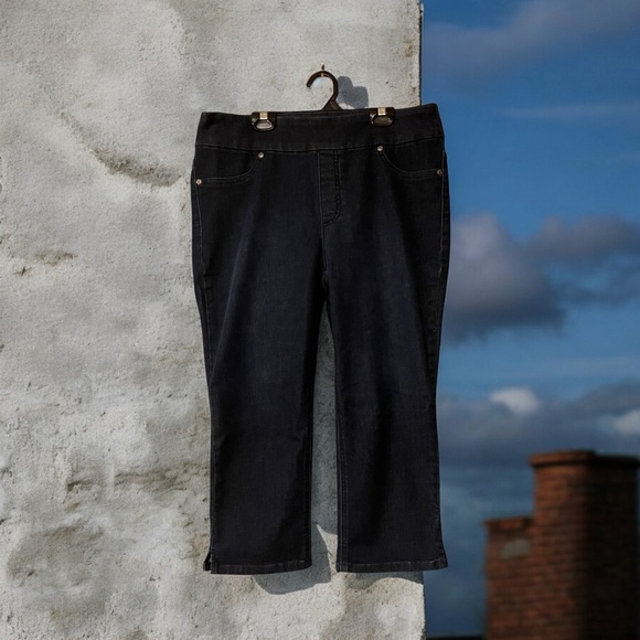 Chico’s Perfect Stretch Soft Jegging Capri Jeans - Picture 5 of 14